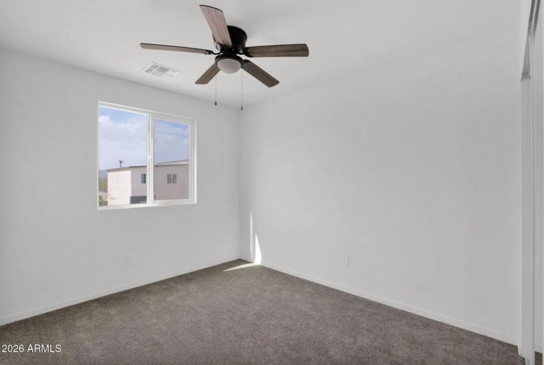 Real Estate Picture 26