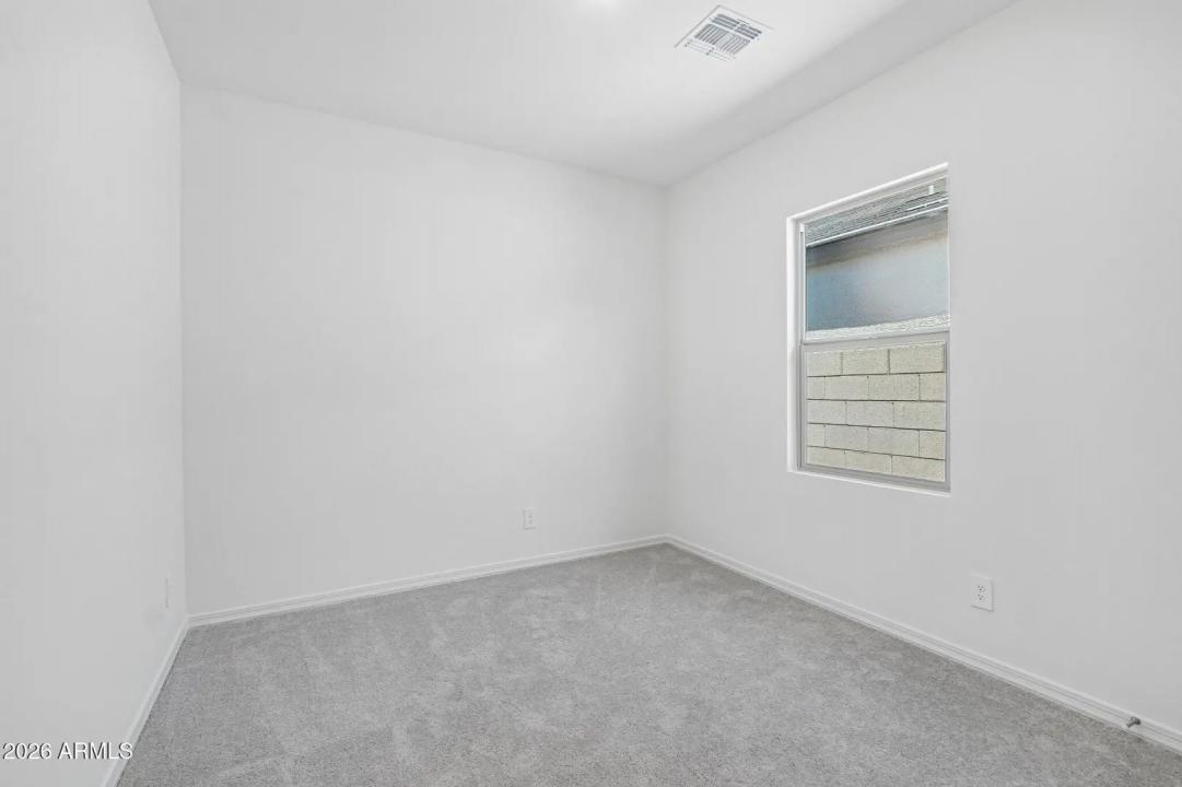 Real Estate Picture 20
