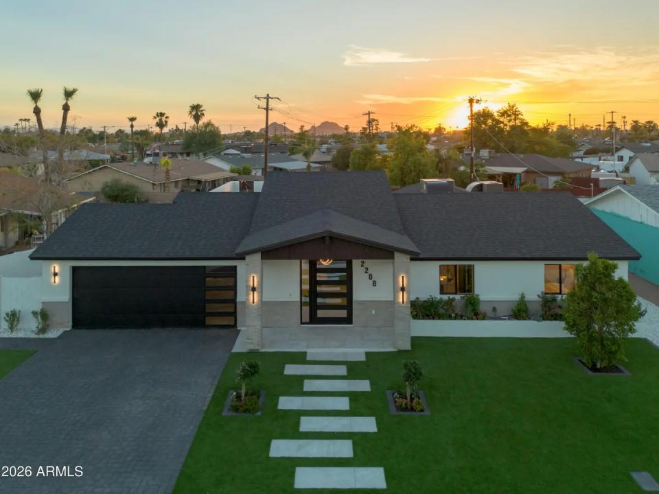 Real Estate Picture 22