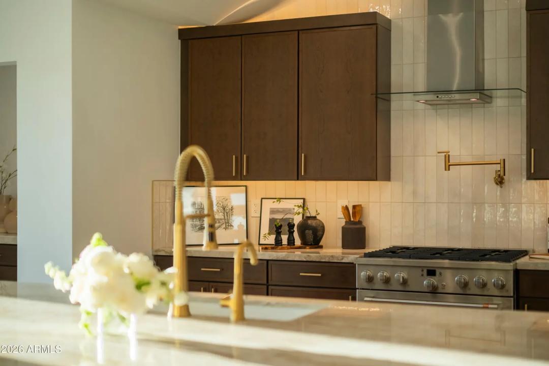 Real Estate Picture 31