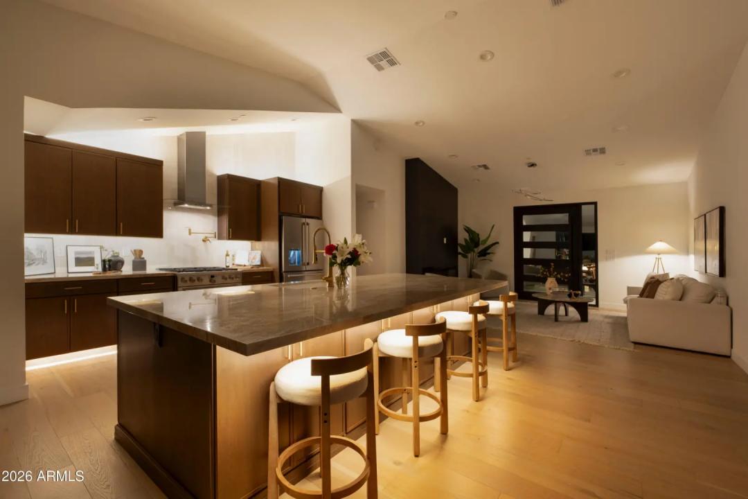 Real Estate Picture 38