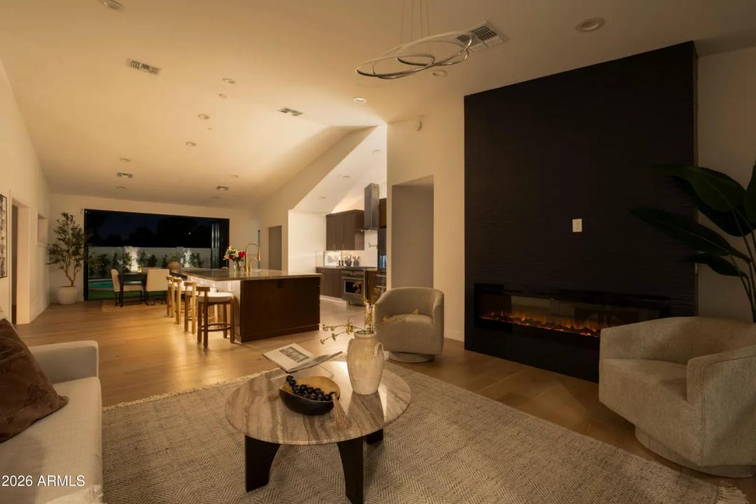 Real Estate Picture 40
