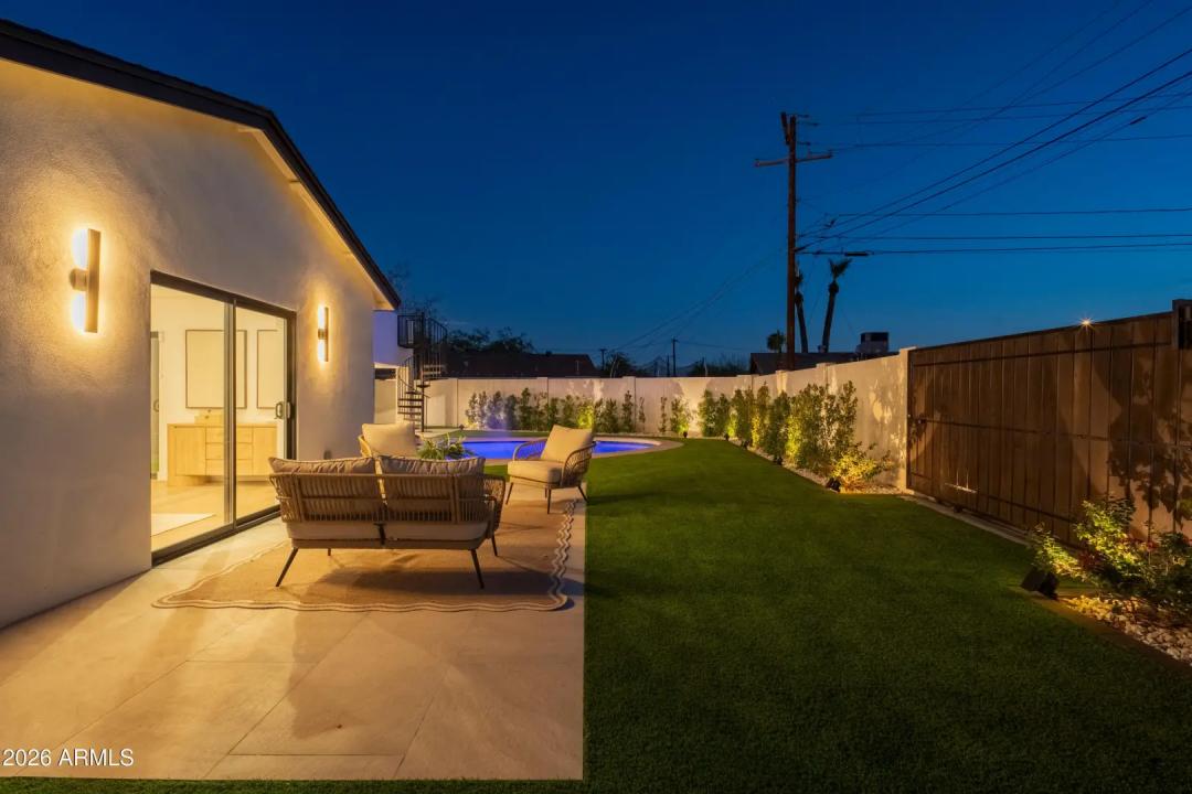 Real Estate Picture 43