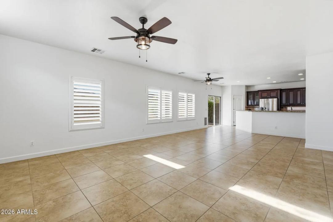 Real Estate Picture 10