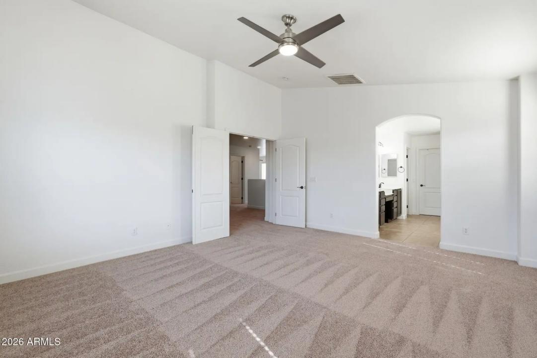 Real Estate Picture 28