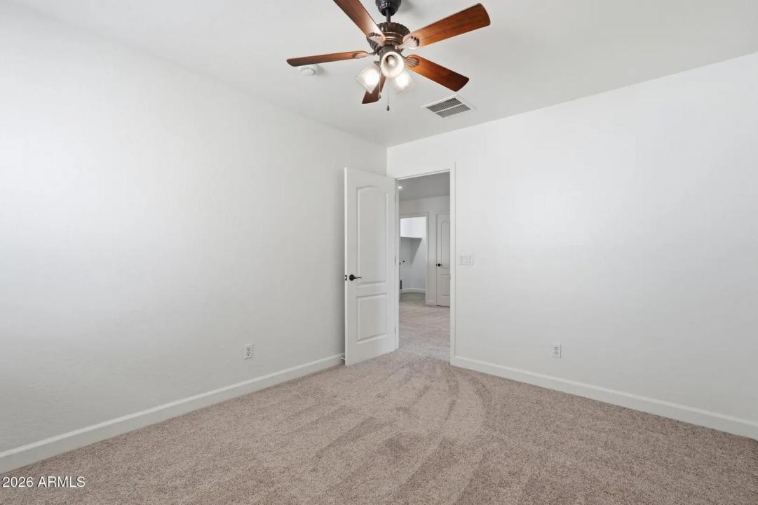 Real Estate Picture 35
