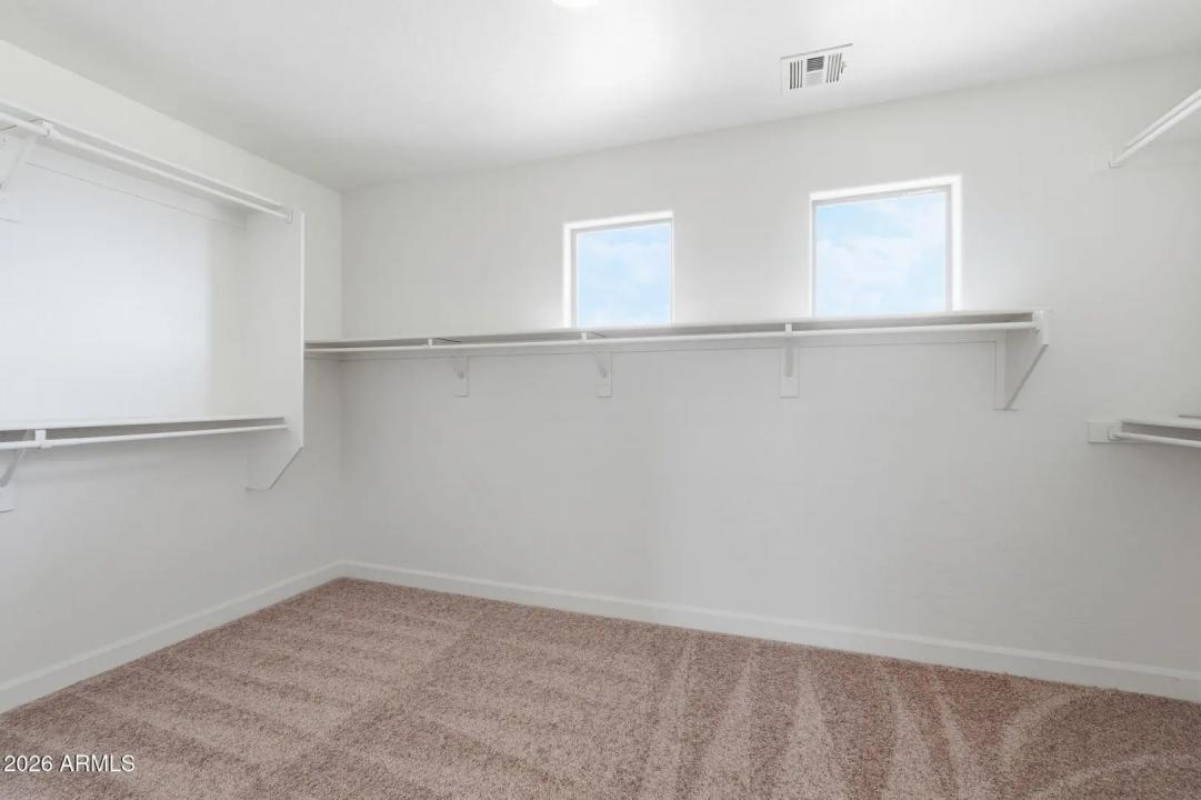 Real Estate Picture 27