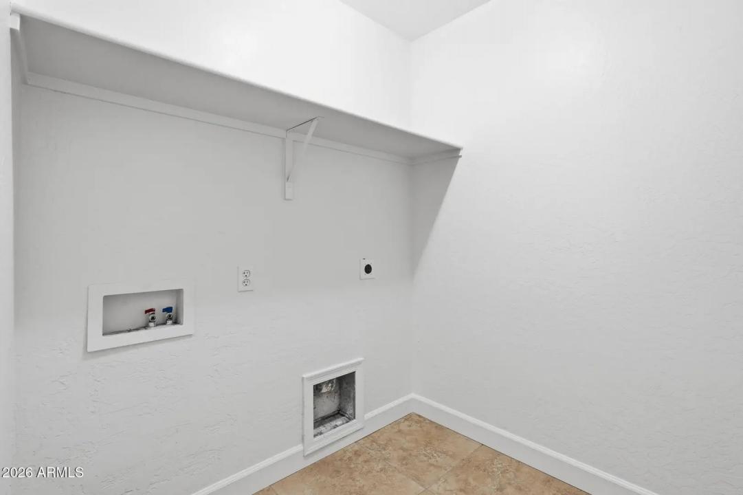 Real Estate Picture 40