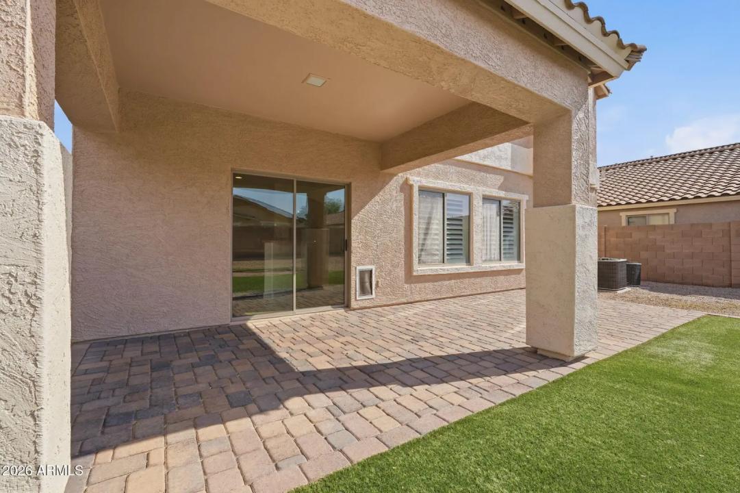 Real Estate Picture 42