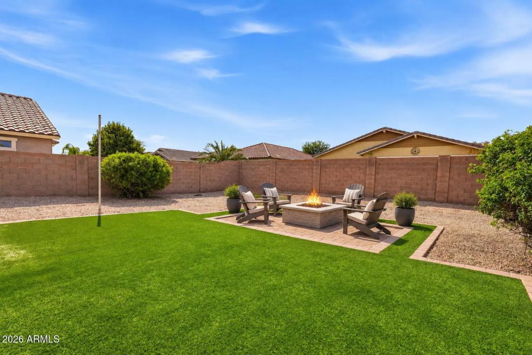 Real Estate Picture 38