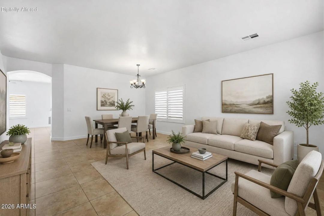 Real Estate Picture 3