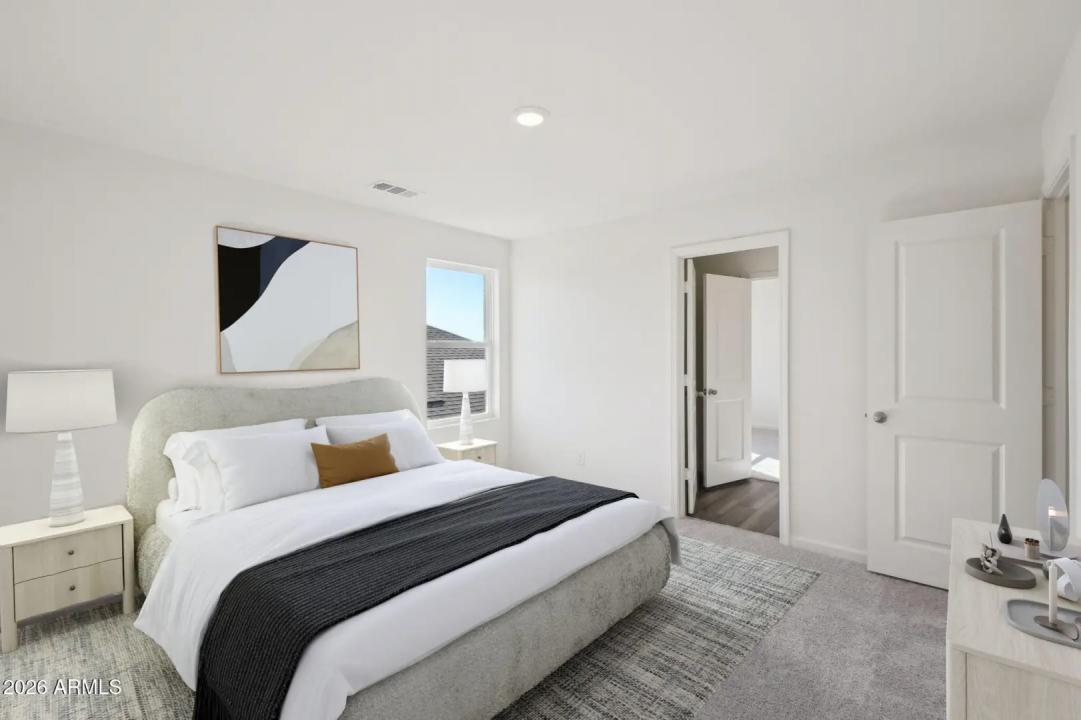Real Estate Picture 9