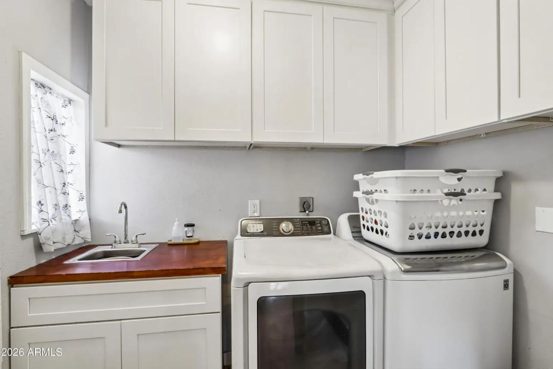 Real Estate Picture 26