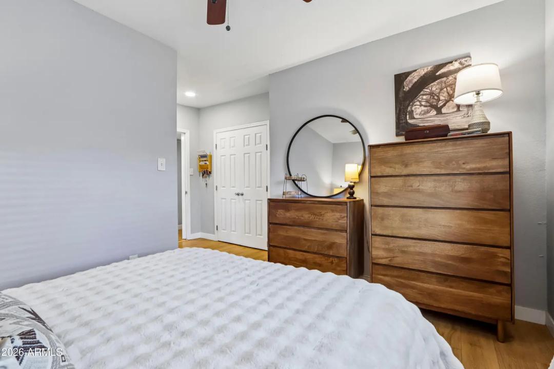 Real Estate Picture 29