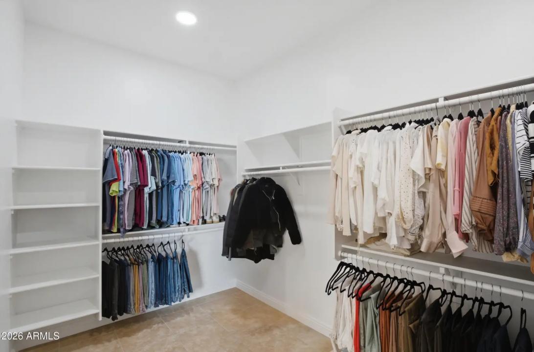Real Estate Picture 23