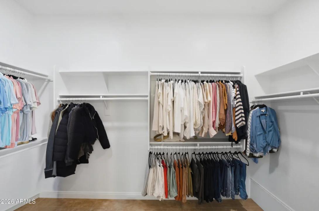 Real Estate Picture 24