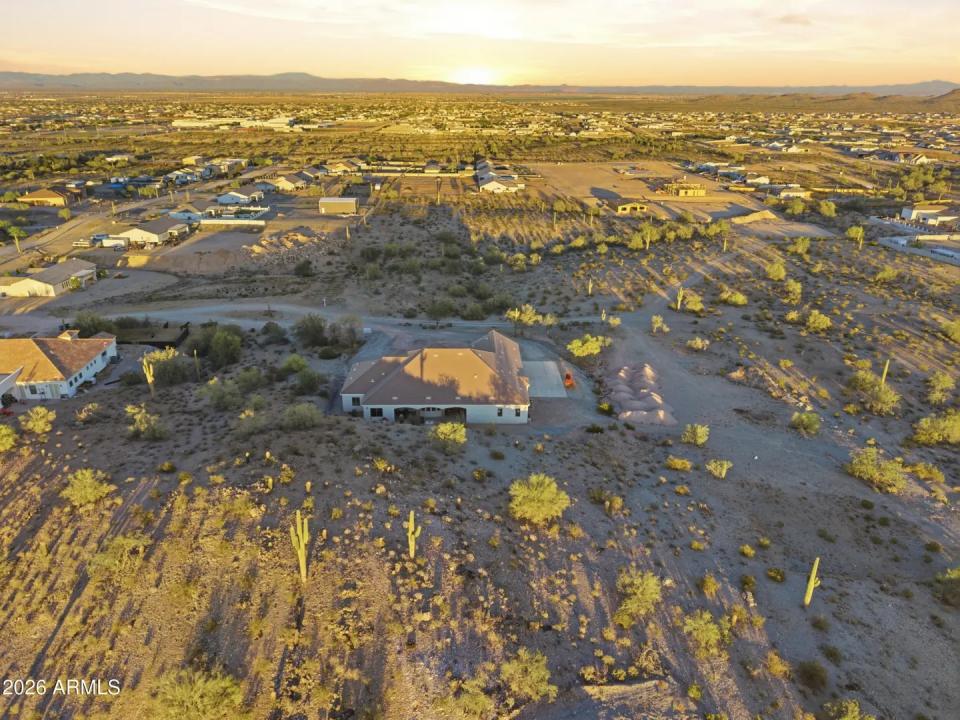 Real Estate Picture 64