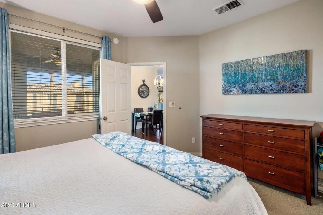Real Estate Picture 8