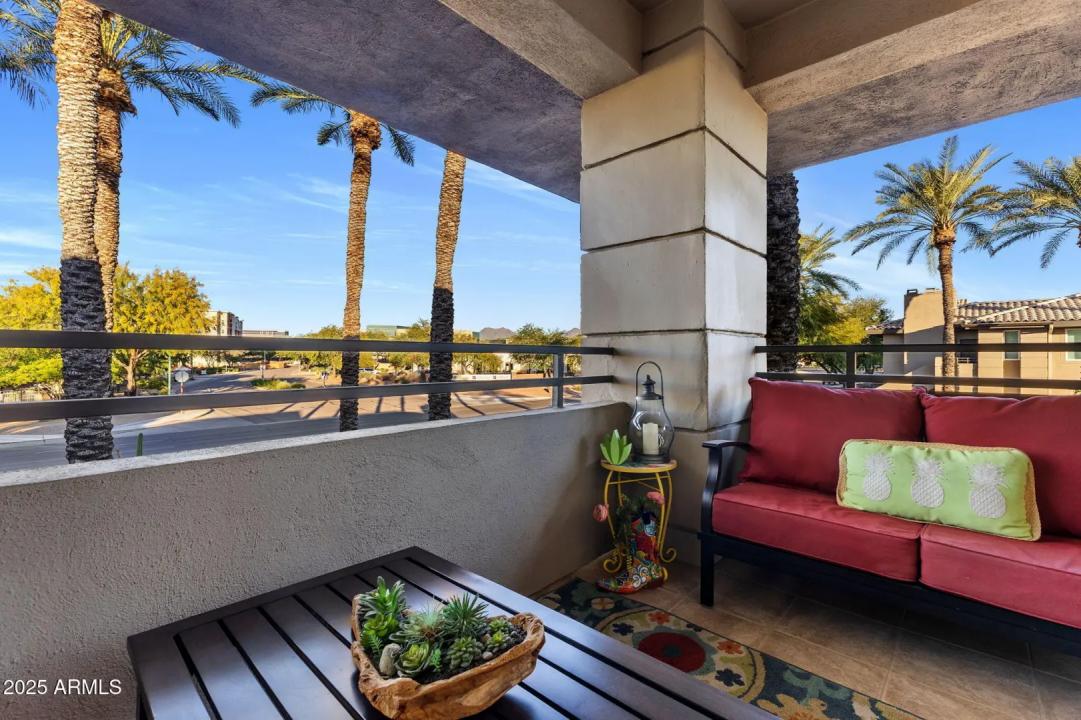 Real Estate Picture 10