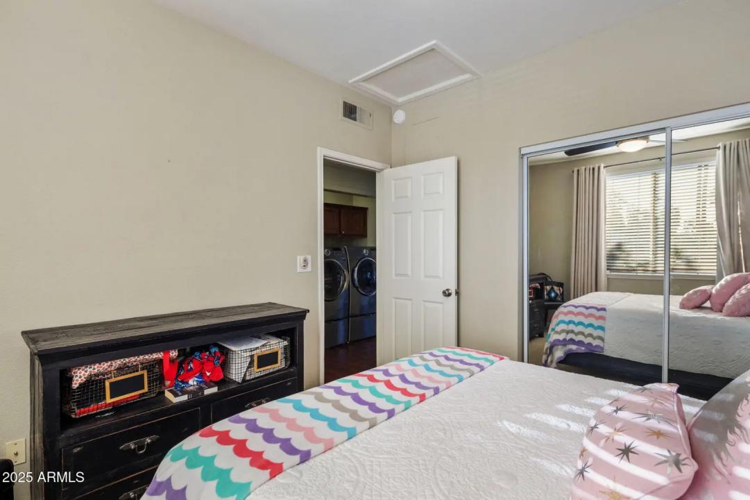 Real Estate Picture 18