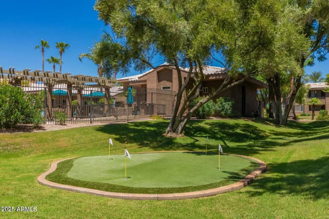 Real Estate Picture 23