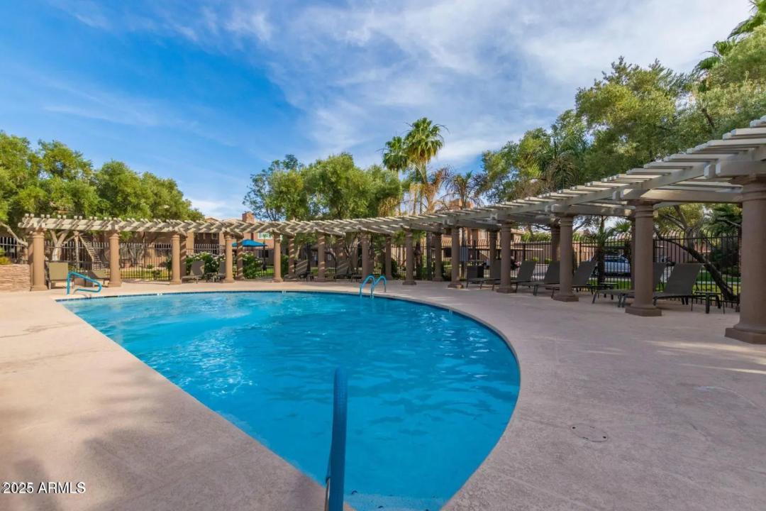 Real Estate Picture 27