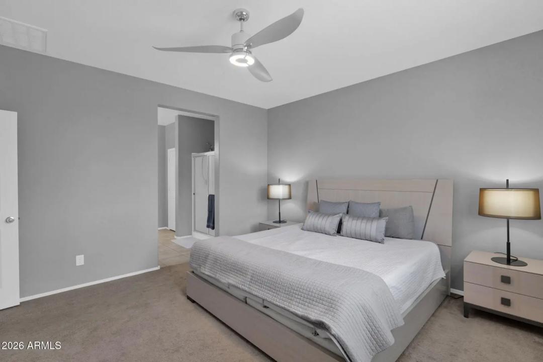 Real Estate Picture 9
