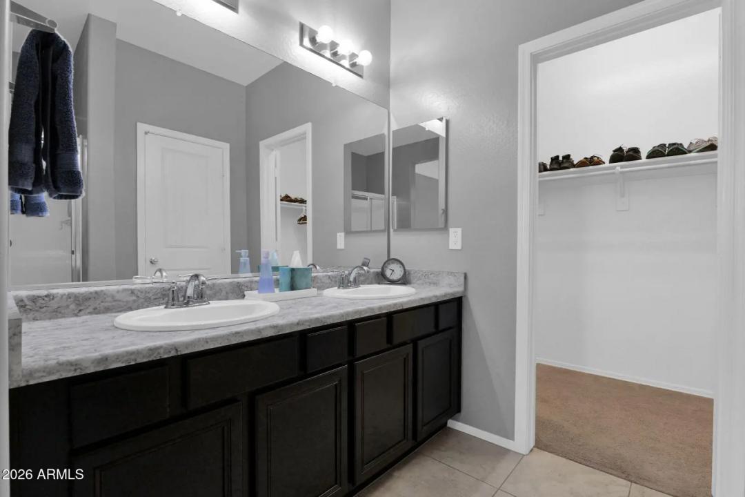 Real Estate Picture 10