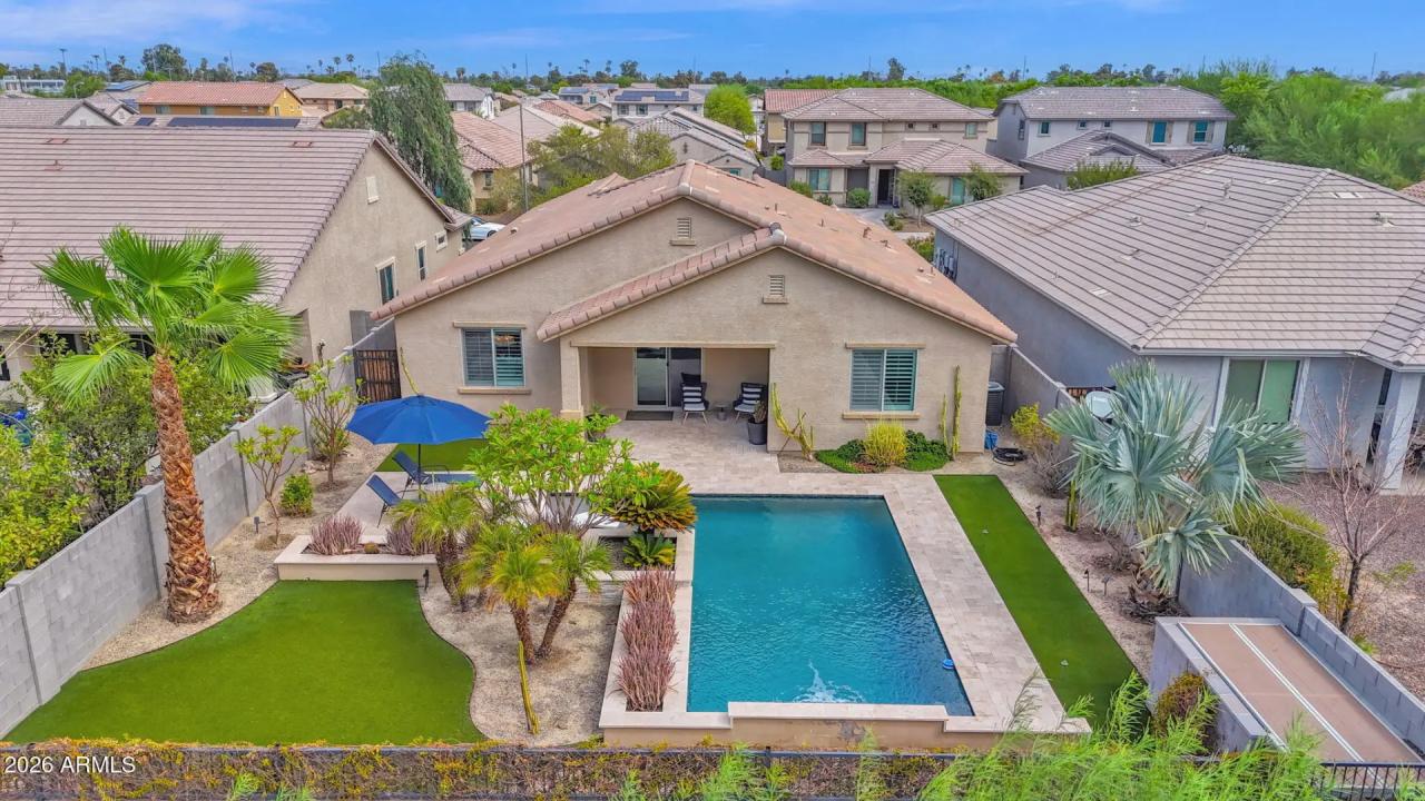 Real Estate Picture 2
