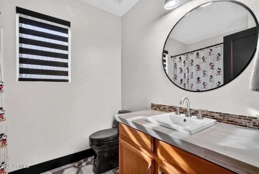 Real Estate Picture 29