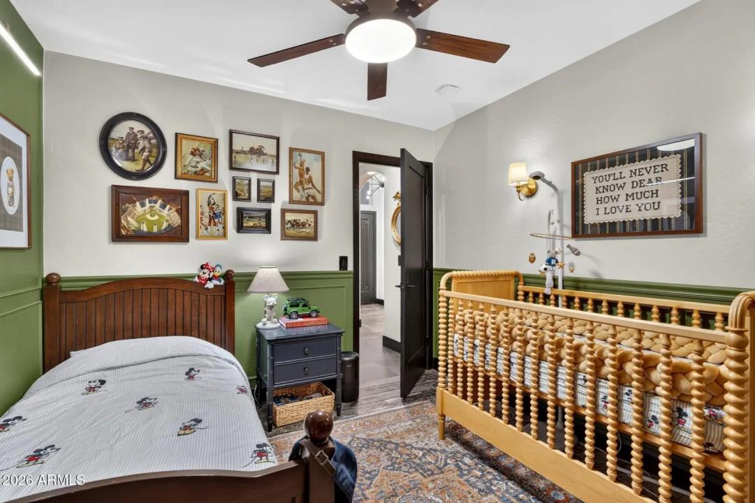 Real Estate Picture 32