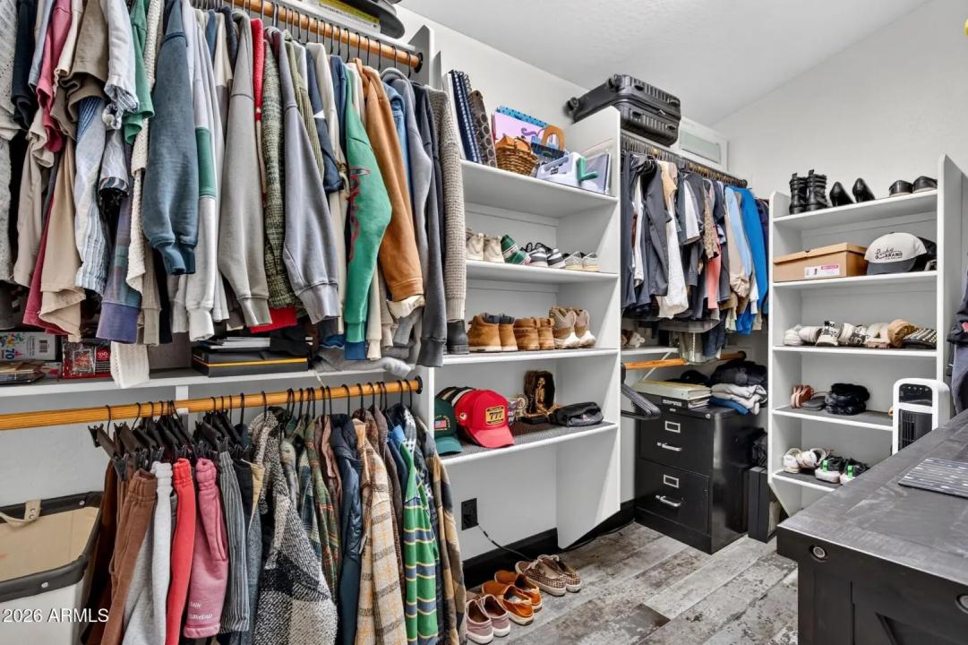 Real Estate Picture 26