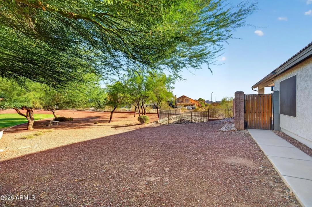 Real Estate Picture 41