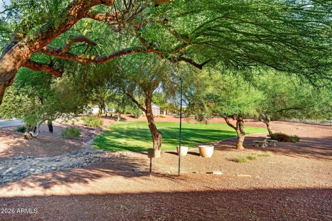 Real Estate Picture 42
