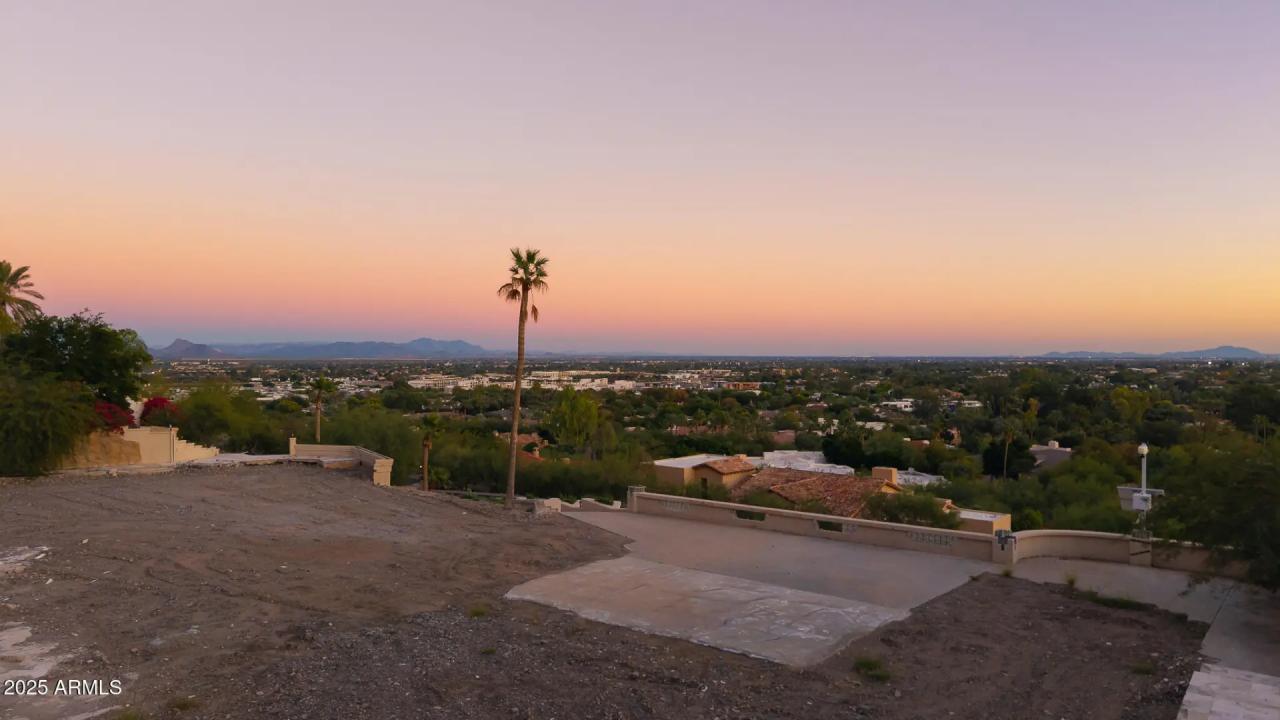 Real Estate Picture 6