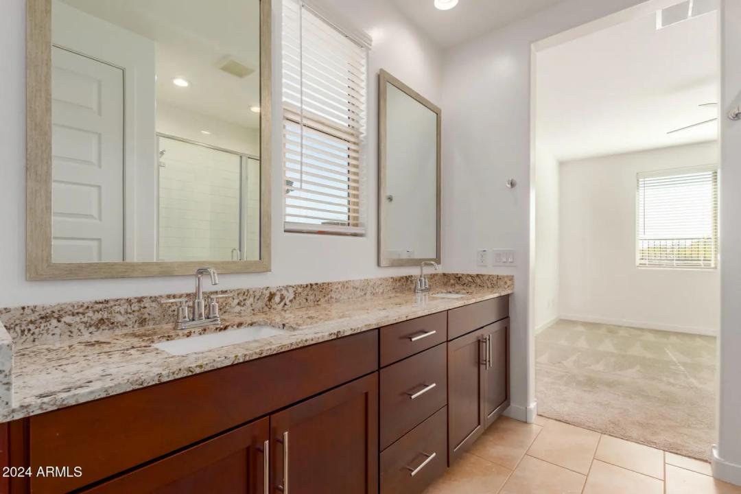 Real Estate Picture 20