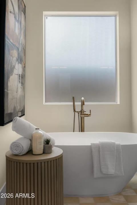 Real Estate Picture 11