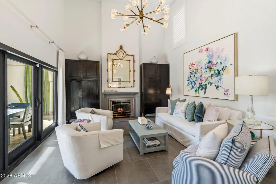 Real Estate Picture 4