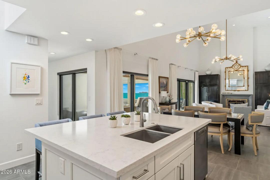 Real Estate Picture 16