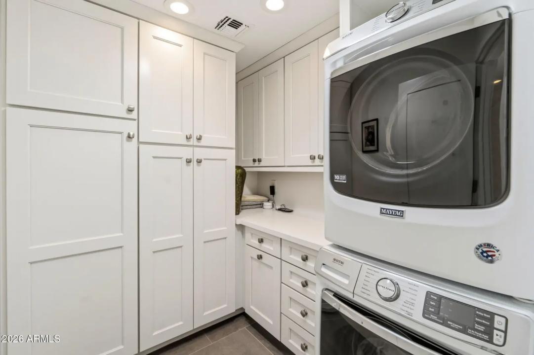 Real Estate Picture 19