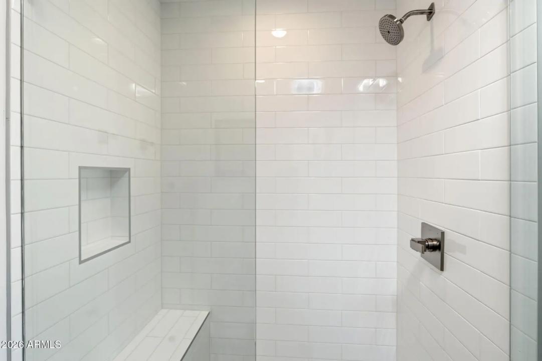 Real Estate Picture 22