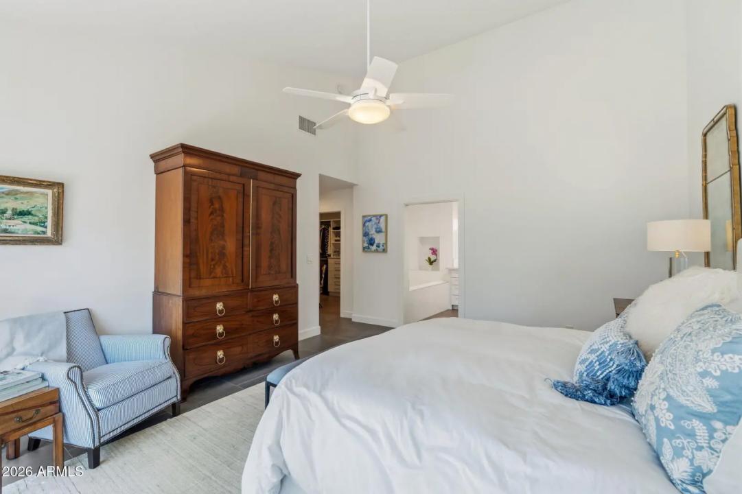 Real Estate Picture 26