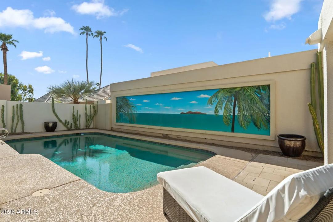Real Estate Picture 33