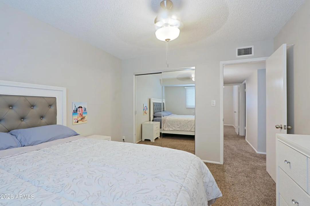 Real Estate Picture 21