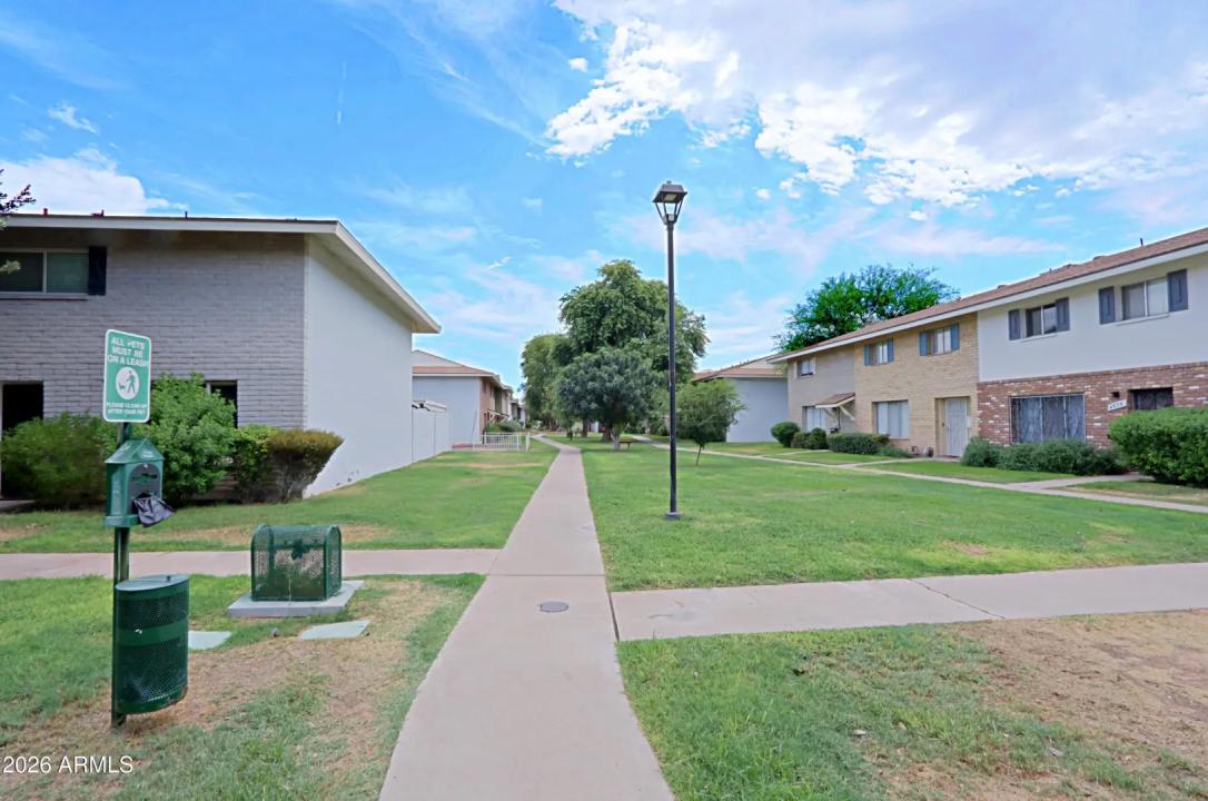 Real Estate Picture 41