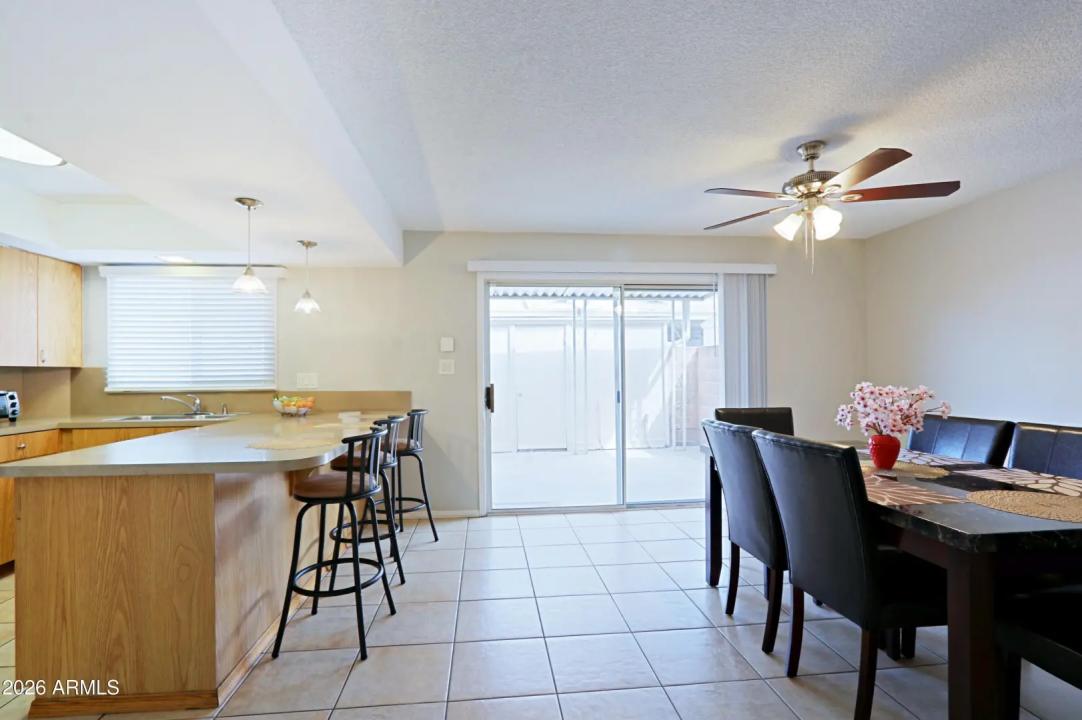 Real Estate Picture 7