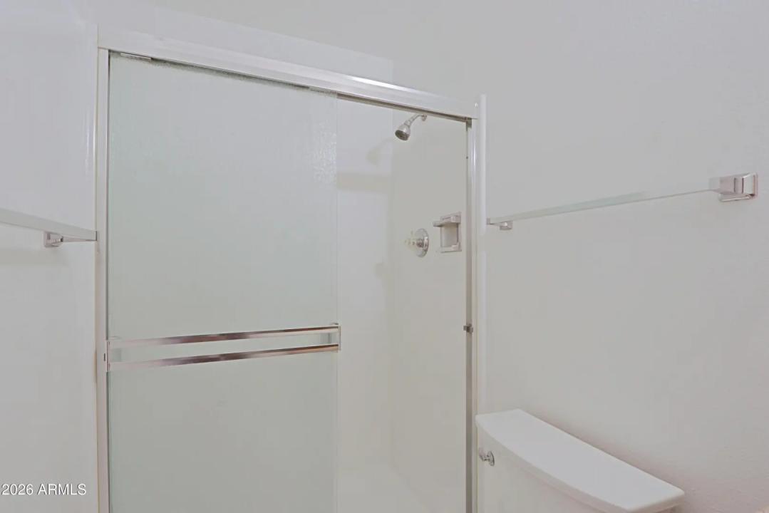 Real Estate Picture 17