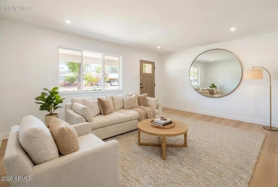 Real Estate Picture 6