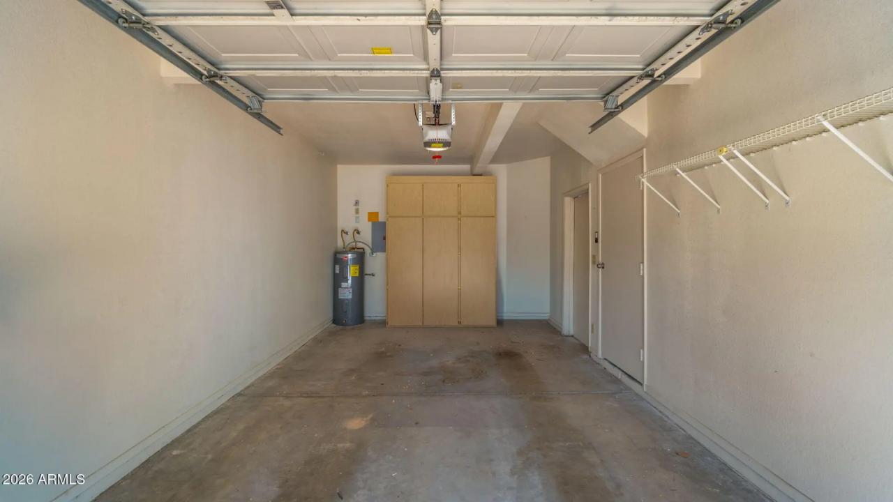 Real Estate Picture 25