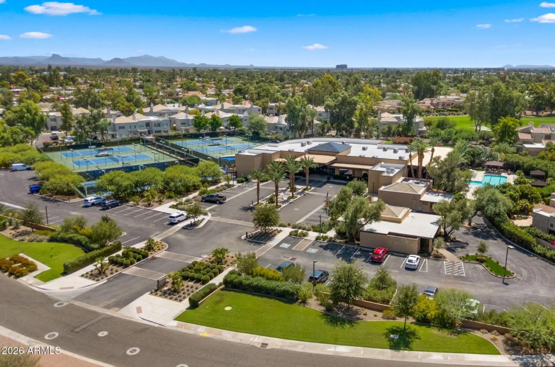 Real Estate Picture 29